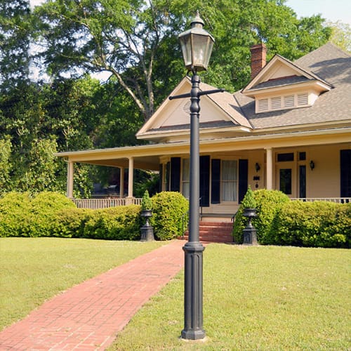 Iolani Lamppost